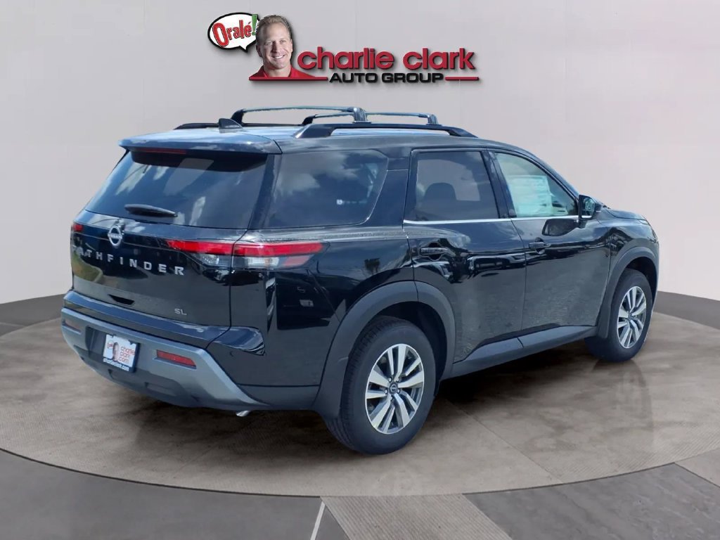 New 2026 Nissan Pathfinder SL FWD image 5