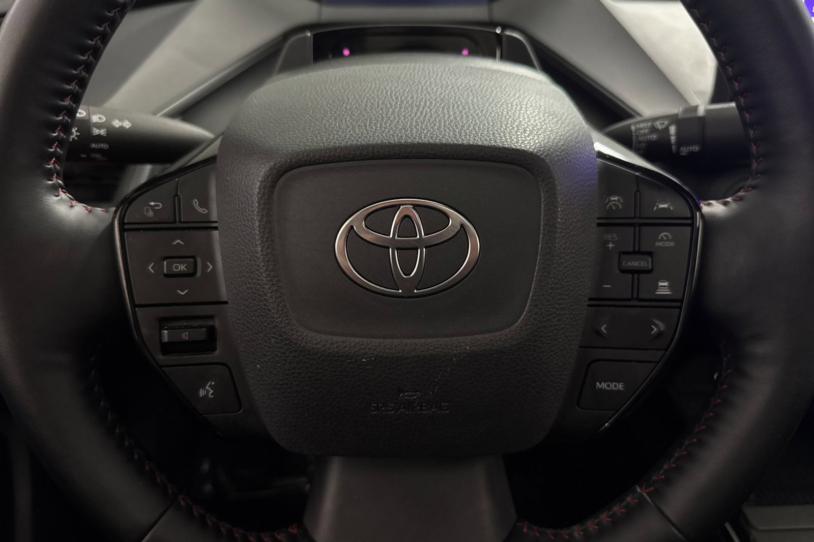 Used 2023 Toyota Prius Prime Premium image 17