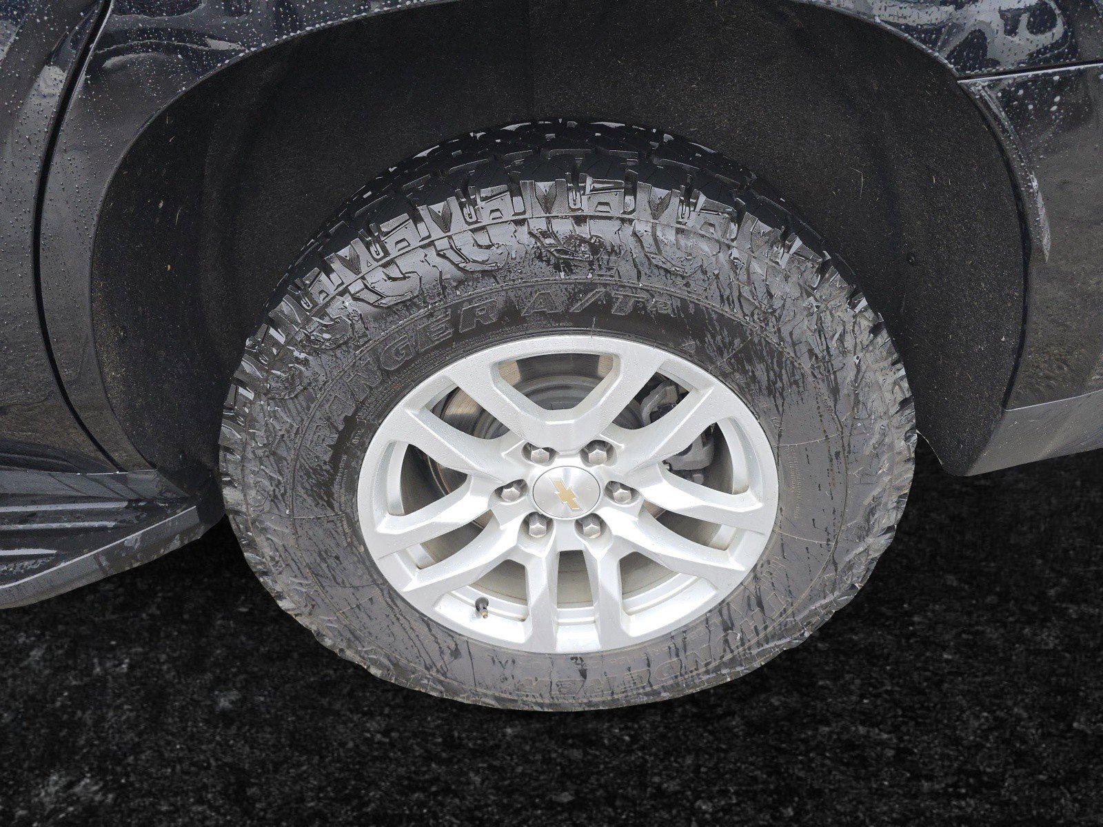 Used 2023 Chevrolet Tahoe LT image 32