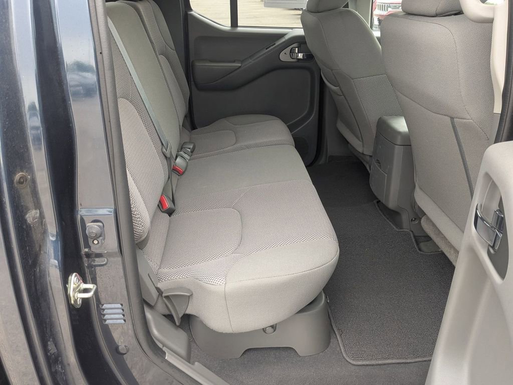Used 2019 Nissan Frontier SV AWD/4WD image 26