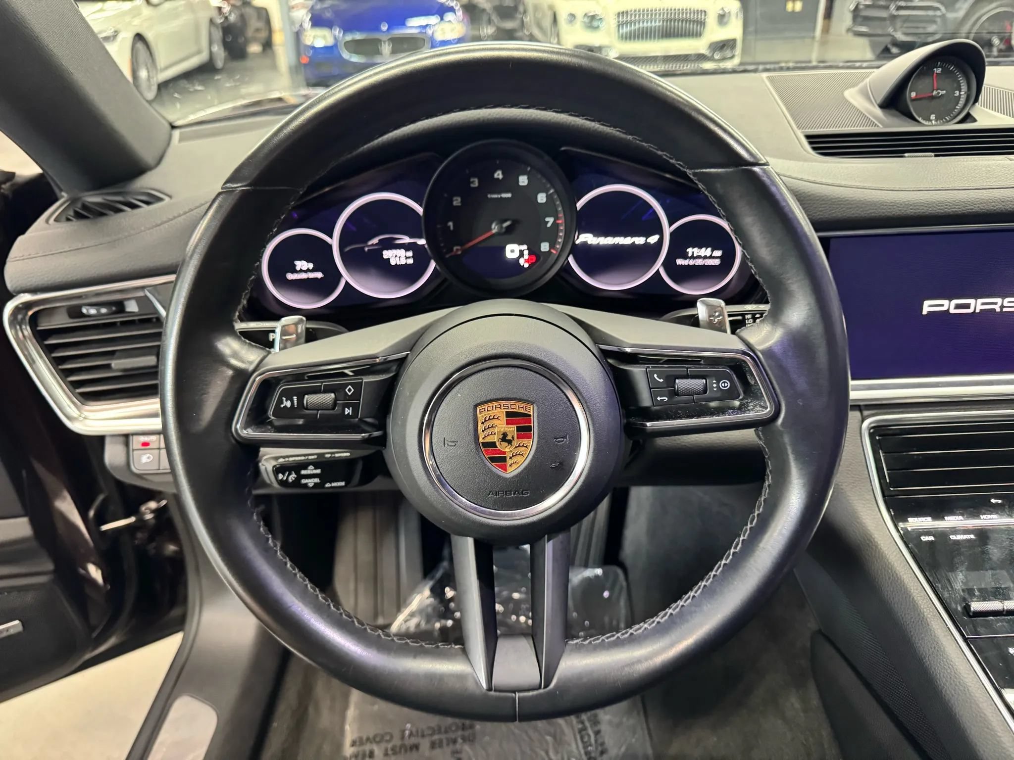 Used 2022 Porsche Panamera 4 AWD/4WD image 19