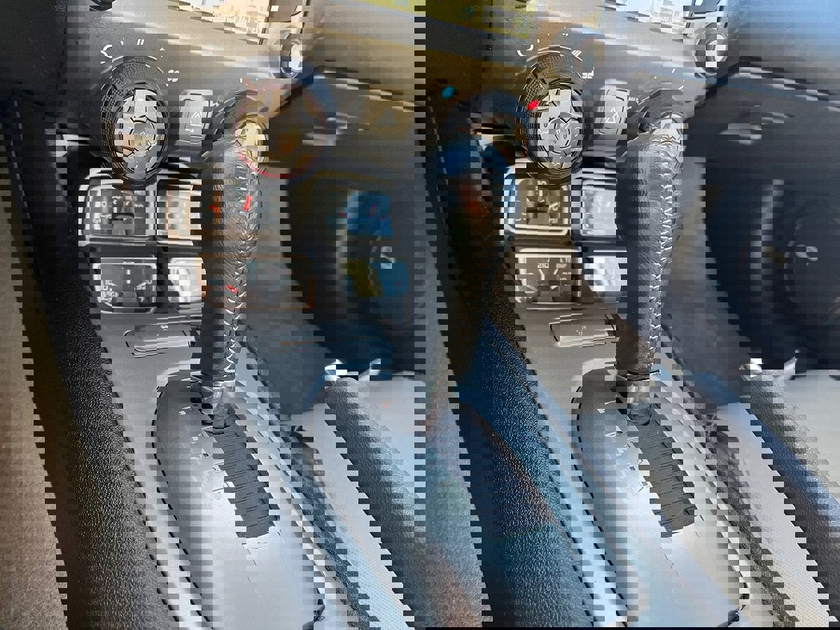 Used 2014 Chevrolet Camaro SS image 17