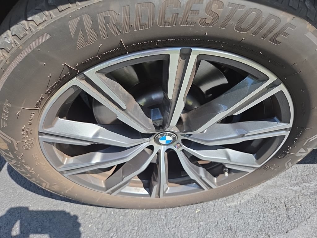 Used 2023 BMW X5 M50i w/ Executive Package AWD/4WD image 24