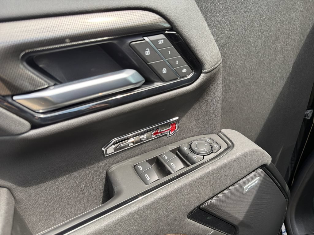 New 2026 GMC Sierra 1500 AT4 w/ AT4 Premium Package AWD/4WD image 15