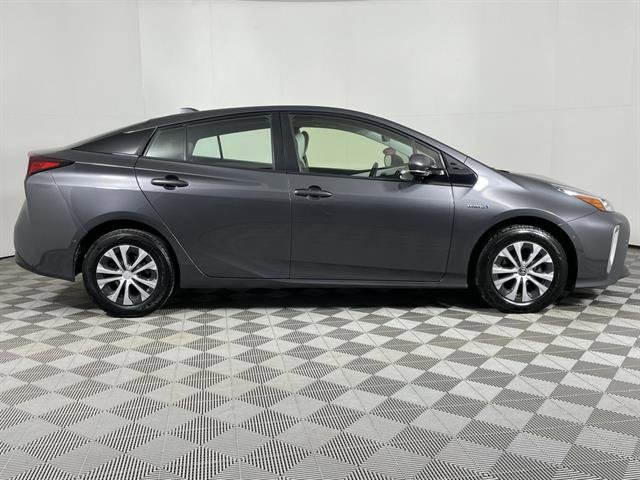 Used 2020 Toyota Prius XLE w/ Advanced Technology Package image 6