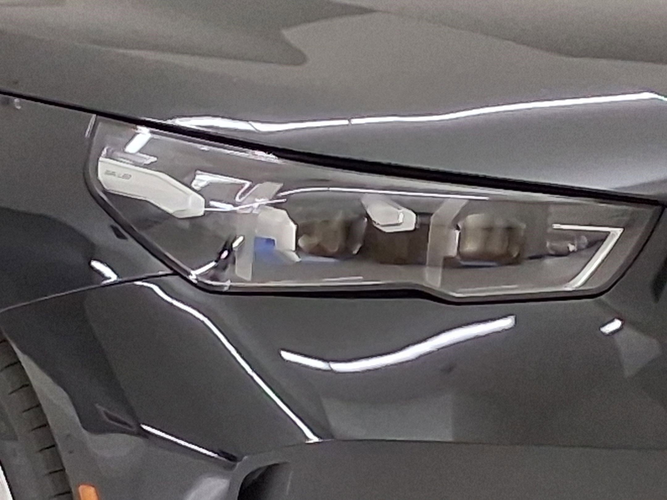 New 2026 BMW i5 eDrive40 w/ Convenience Package RWD image 9