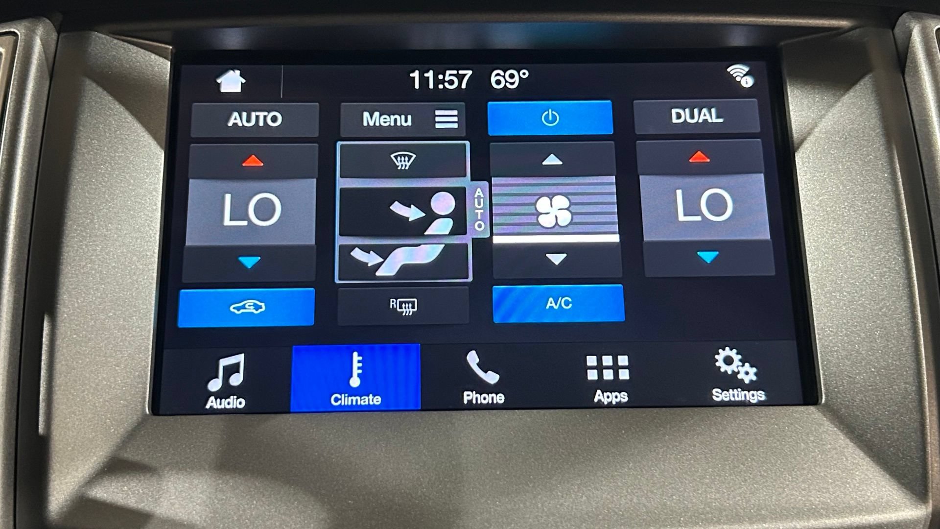 Used 2019 Ford Ranger XLT w/ Equipment Group 302A Luxury AWD/4WD image 71