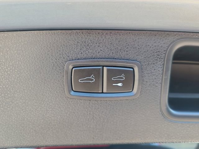 Used 2020 Porsche Macan S image 11