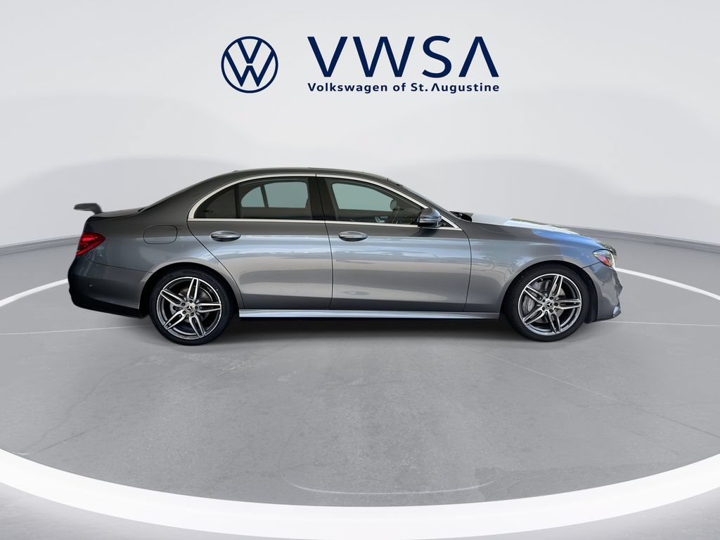 Used 2017 Mercedes-Benz E 300 4MATIC image 9