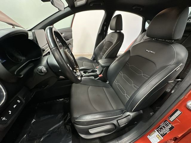 Used 2021 Kia Forte GT-Line image 16