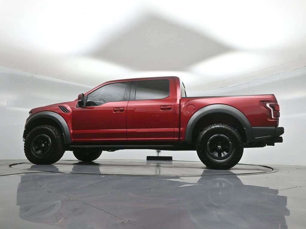 Certified 2017 Ford F150 Raptor w/ Equipment Group 802A Luxury image 56