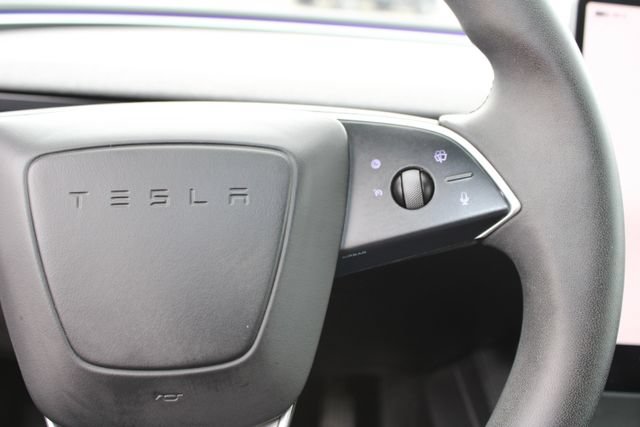 Used 2024 Tesla Model 3 Standard Range RWD image 14