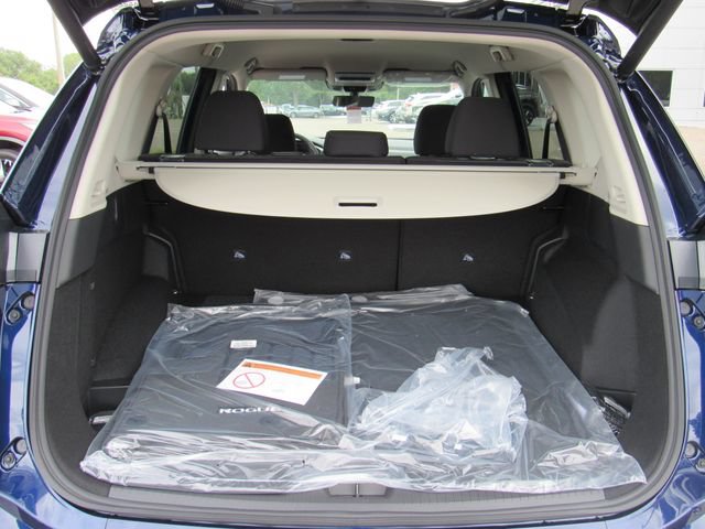 New 2026 Nissan Rogue SV FWD image 5