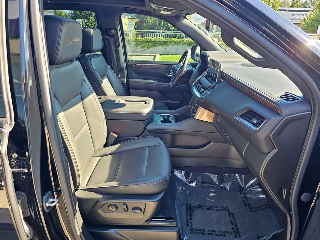 Used 2021 Chevrolet Tahoe High Country AWD/4WD image 11