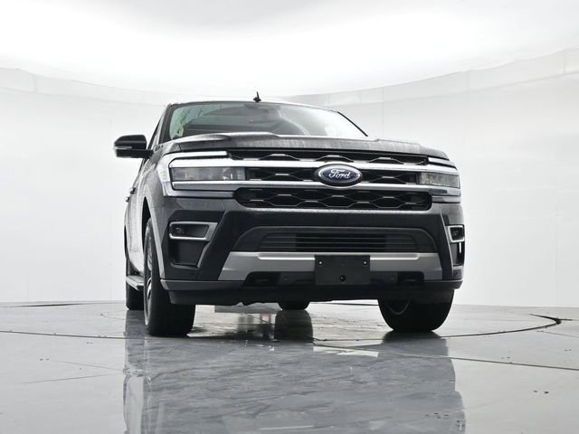 Used 2023 Ford Expedition Limited image 34