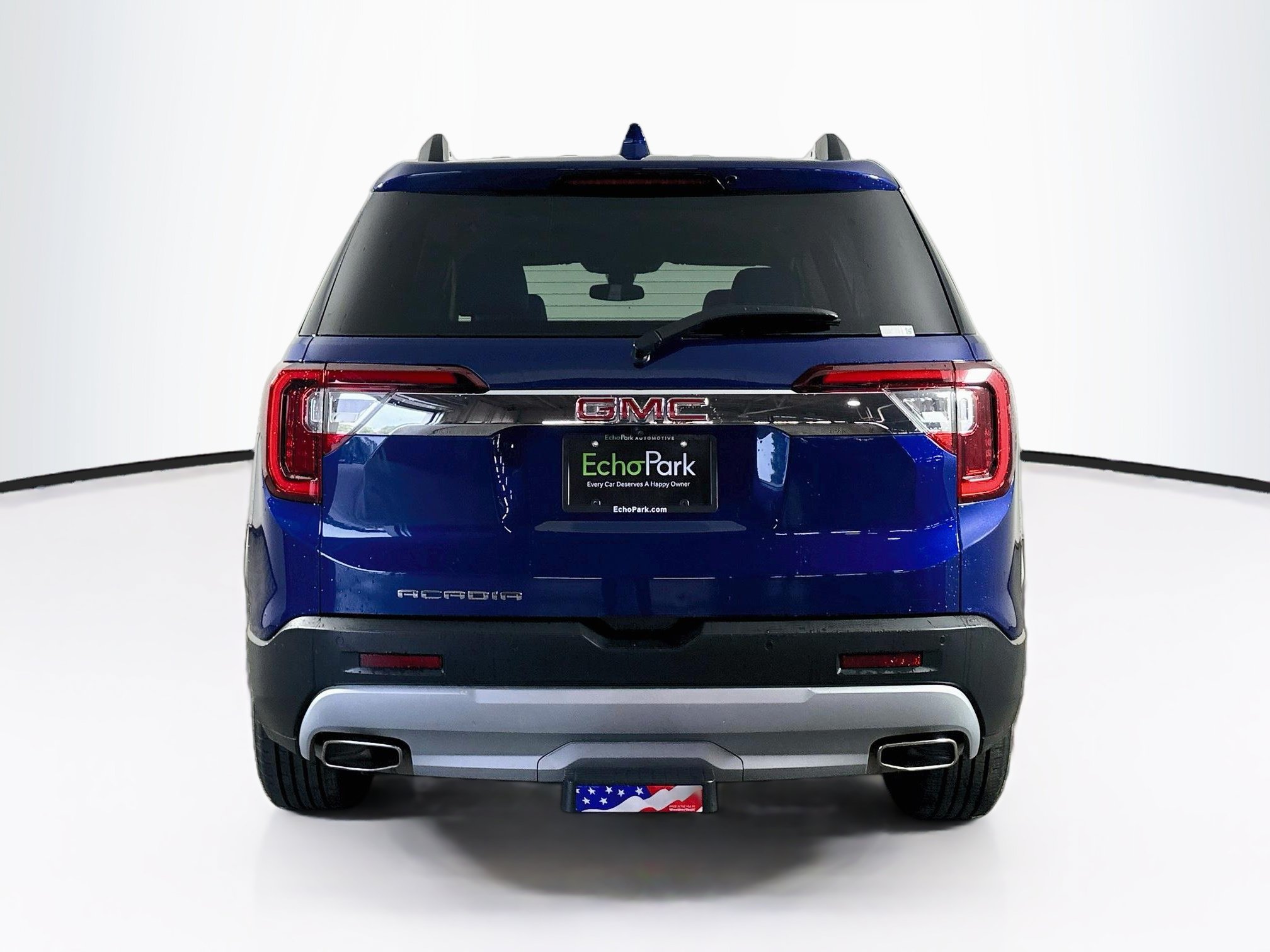 Used 2023 GMC Acadia SLE w/ Driver Convenience Package FWD image 7