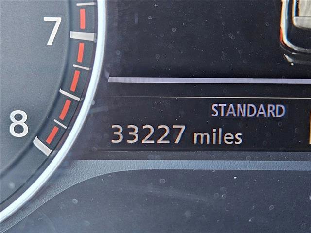 Used 2024 Nissan Pathfinder SV image 11