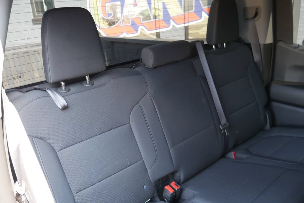 Used 2021 GMC Sierra 1500 4x4 Crew Cab w/ Sierra Value Package image 12