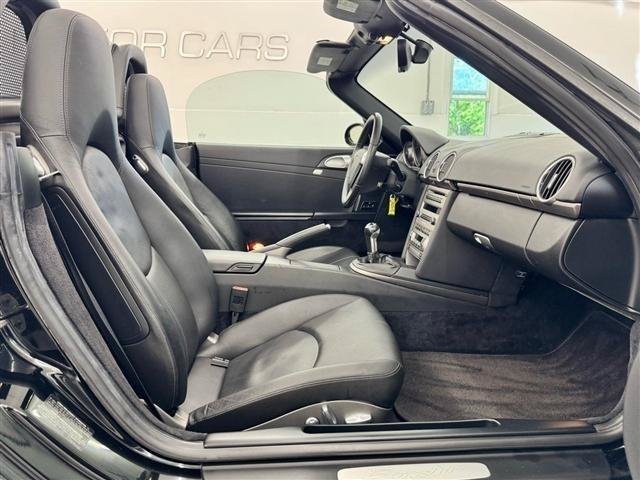 Used 2005 Porsche Boxster RWD image 32