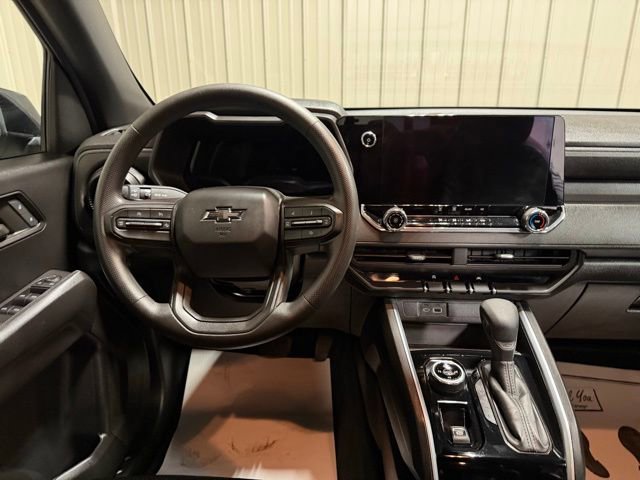 Used 2024 Chevrolet Colorado Trail Boss w/ Technology Package image 32