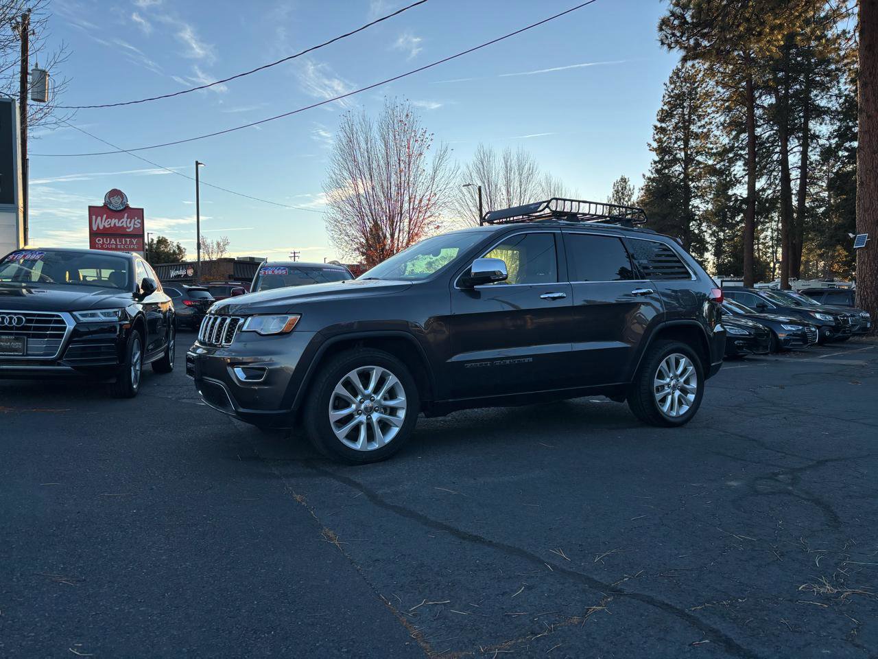 Used 2017 Jeep Grand Cherokee Limited w/ Trailer Tow Group IV AWD/4WD image 1