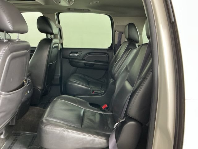Used 2011 GMC Yukon XL Denali AWD/4WD image 25