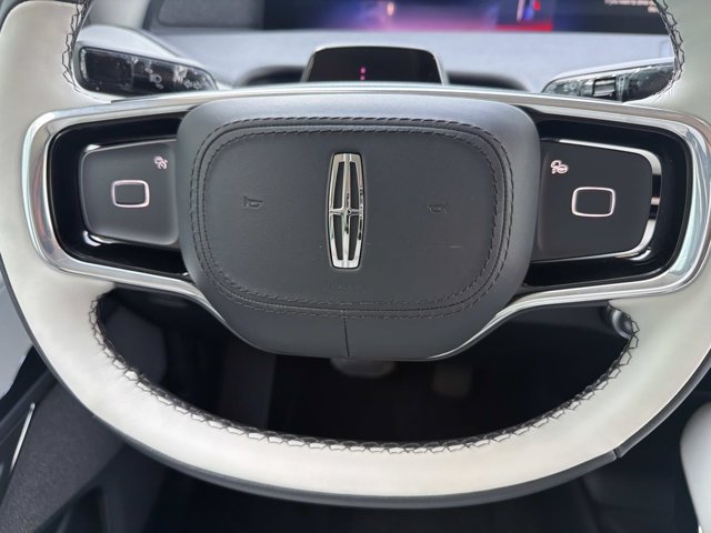 New 2026 Lincoln Navigator Reserve AWD/4WD image 27