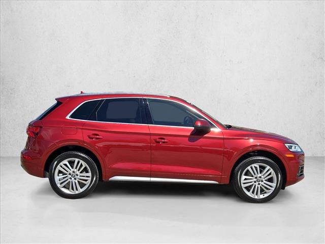 Used 2018 Audi Q5 Prestige w/ Prestige Package image 4
