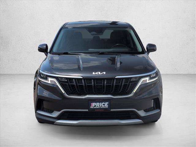 Used 2023 Kia Carnival LX FWD image 2
