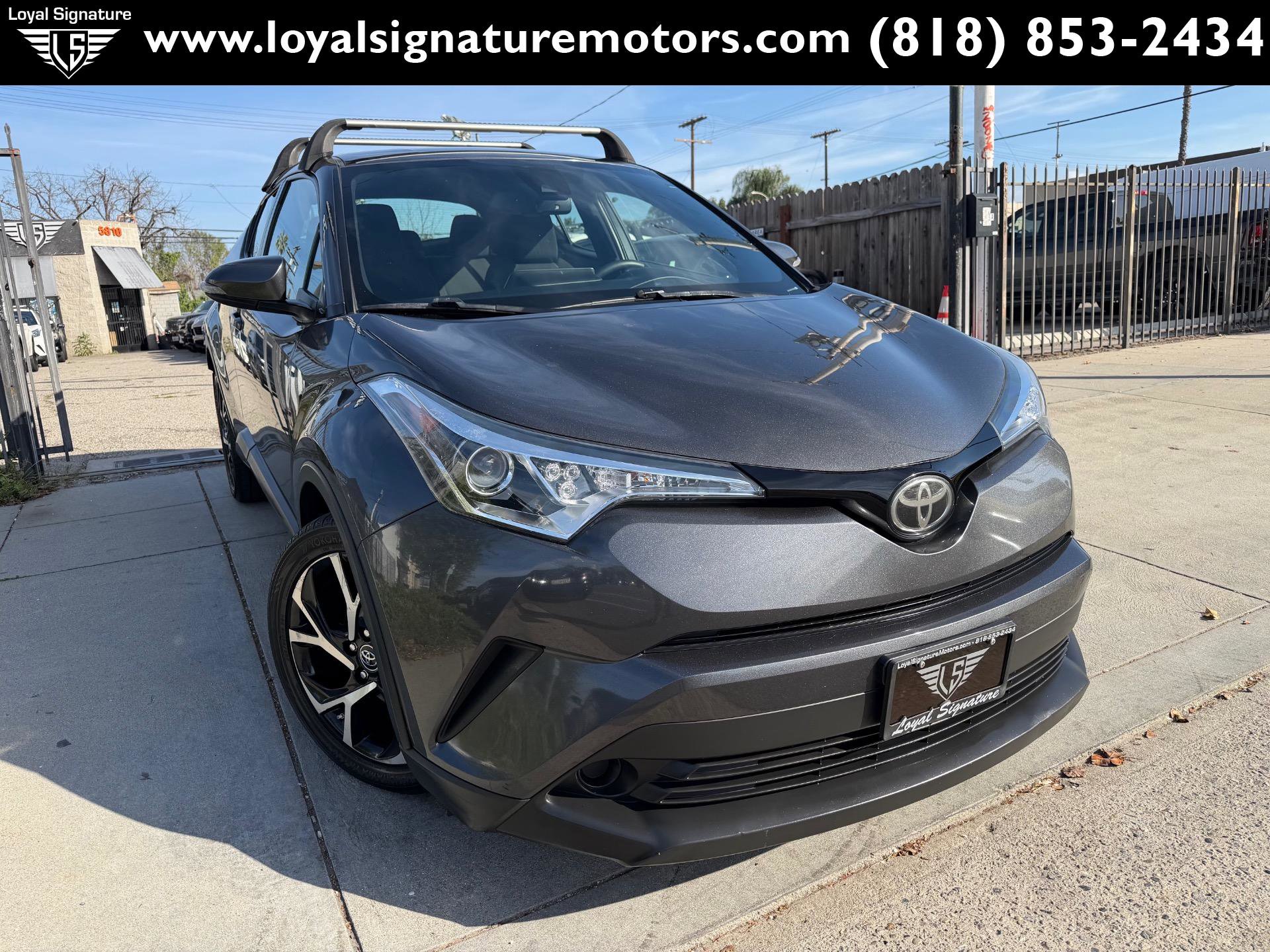 Used 2018 Toyota C-HR XLE image 1