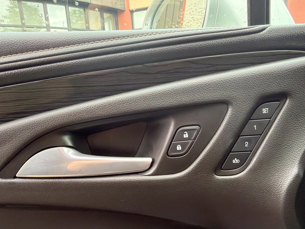 Used 2016 Buick Envision Premium AWD/4WD image 42