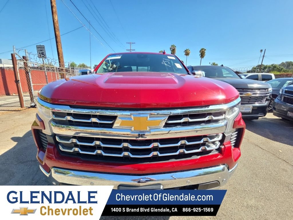 Used 2024 Chevrolet Silverado 1500 LTZ w/ LTZ Convenience Package II AWD/4WD image 10