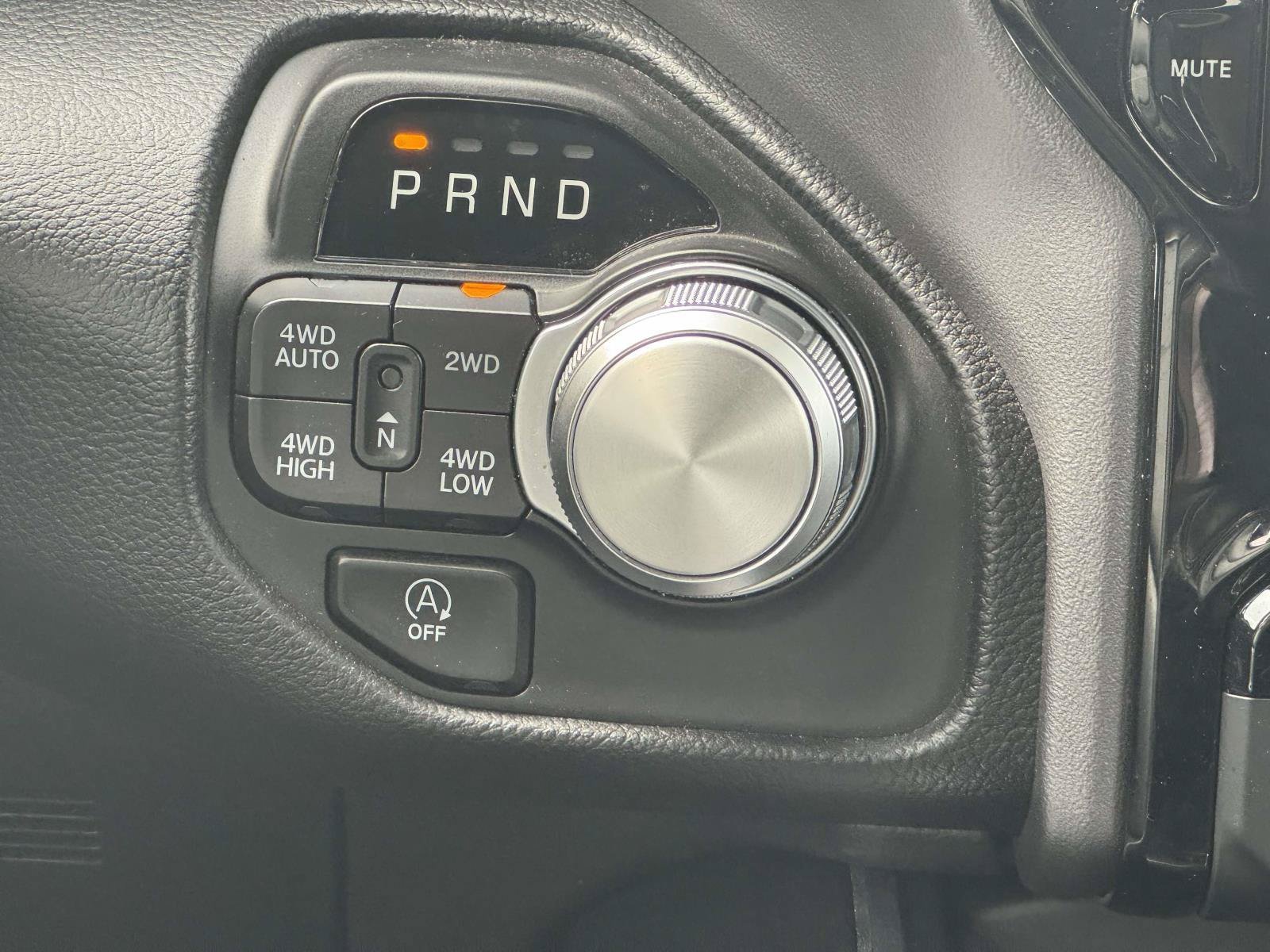 Used 2023 RAM 1500 Laramie AWD/4WD image 26