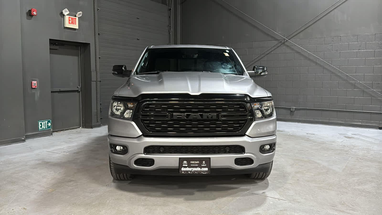 Used 2024 RAM 1500 Big Horn AWD/4WD image 2