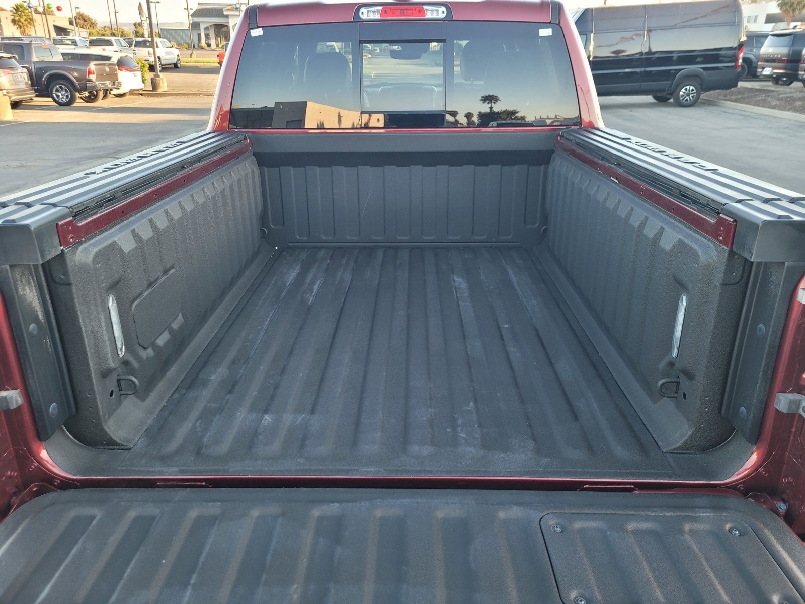 Used 2025 RAM 1500 Limited w/ Trailer Tow Group image 10
