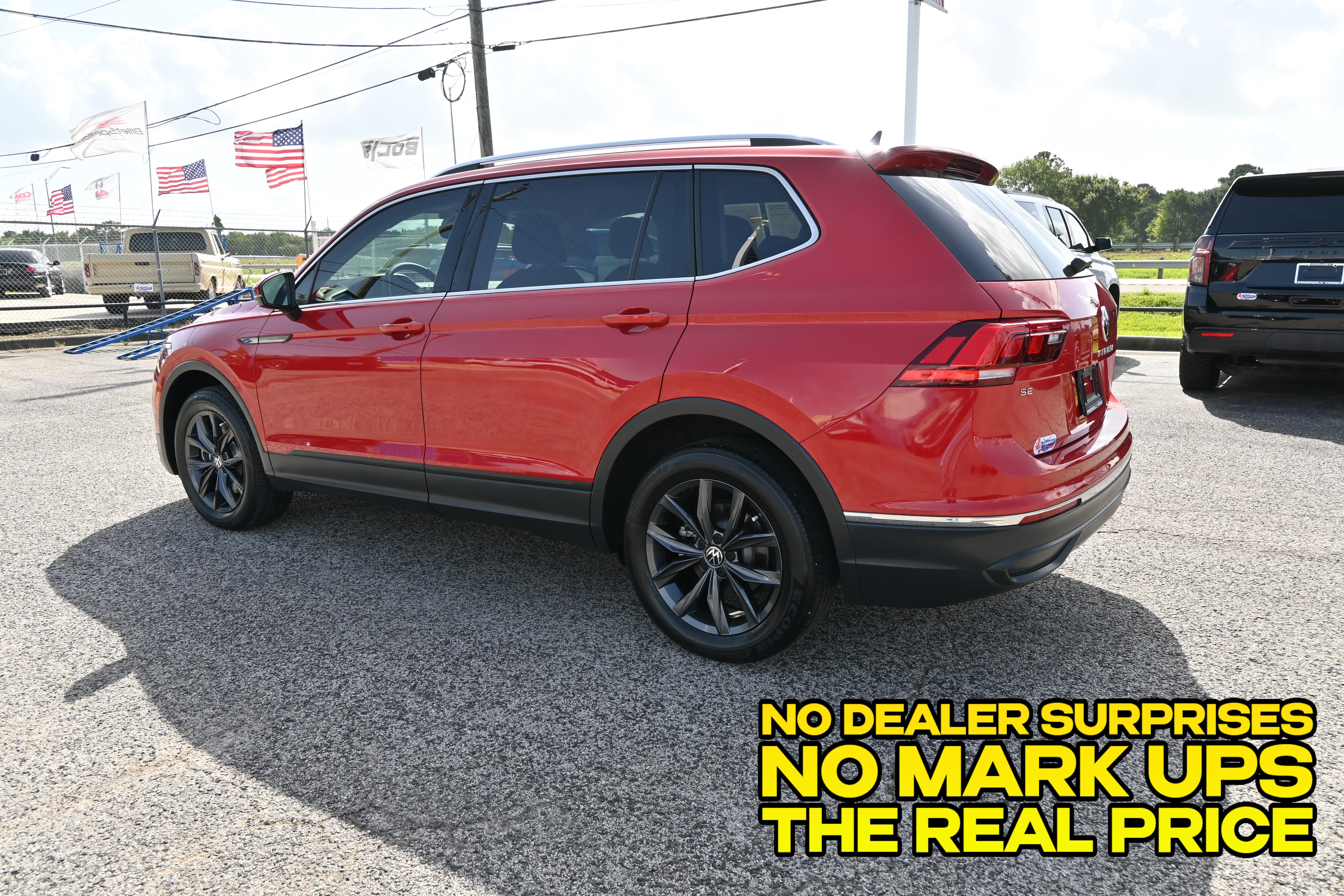 Used 2022 Volkswagen Tiguan SE FWD image 6
