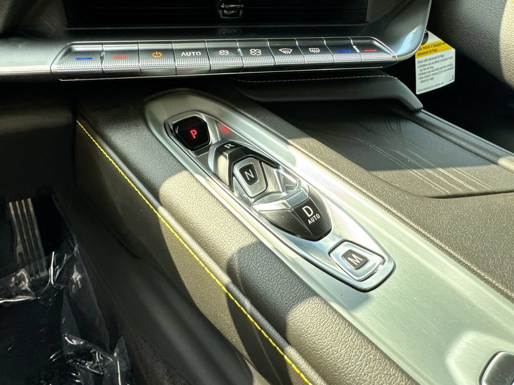 New 2027 Chevrolet Corvette Stingray Convertible w/ 2LT RWD image 23