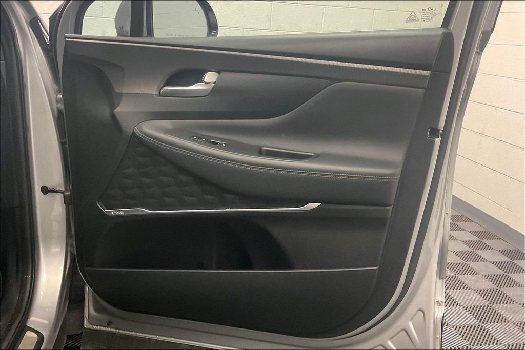 Used 2020 Hyundai Santa Fe Limited image 24