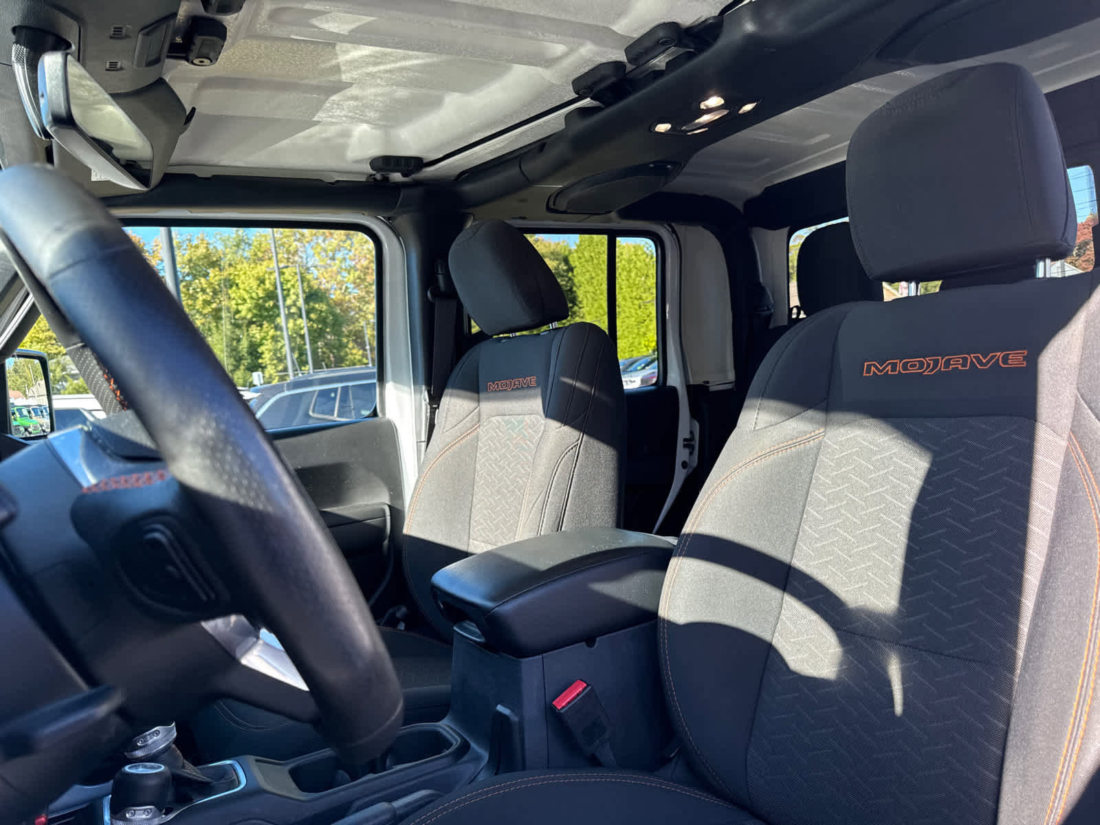 Used 2023 Jeep Gladiator Mojave w/ Cold Weather Group image 13