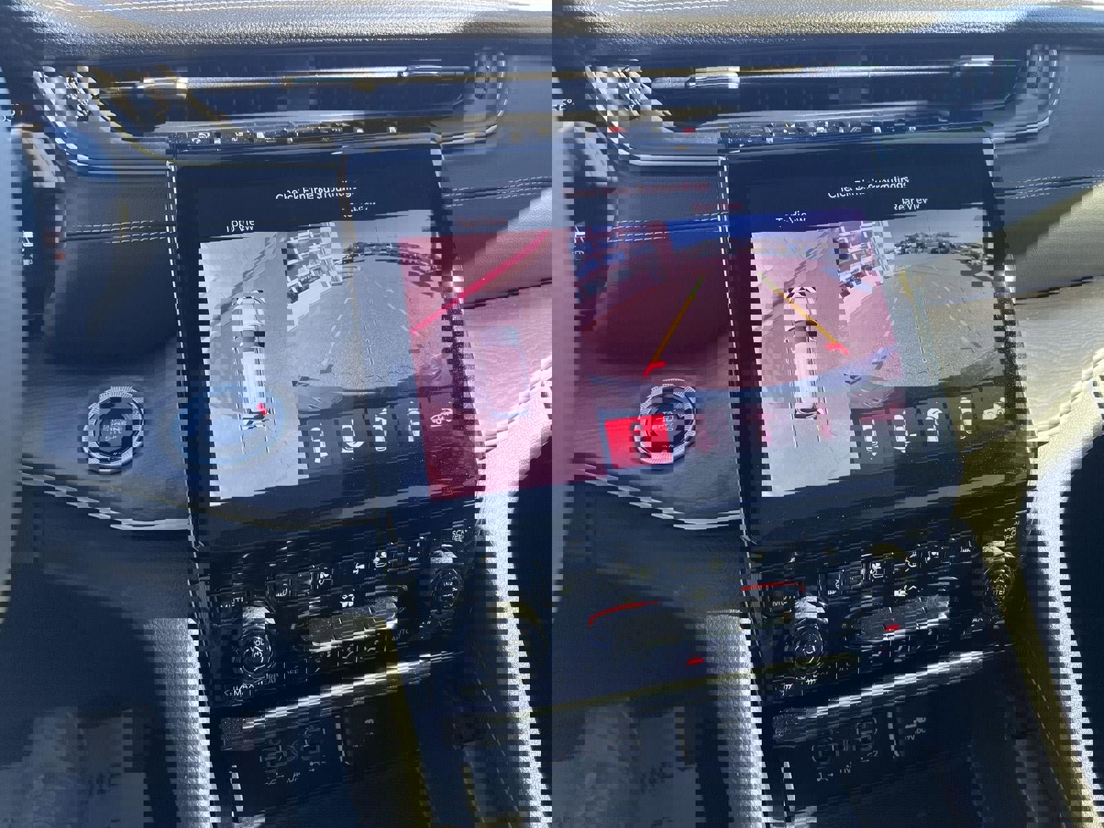 Used 2025 Jeep Grand Cherokee L Limited w/ Luxury Tech Group II image 30