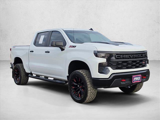 Used 2024 Chevrolet Silverado 1500 Custom Trail Boss w/ LPO, Dark Essentials Package AWD/4WD image 7