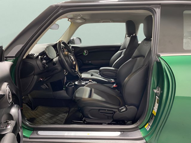 Used 2021 MINI Cooper SE w/ 6.5" Touchscreen Package FWD image 11