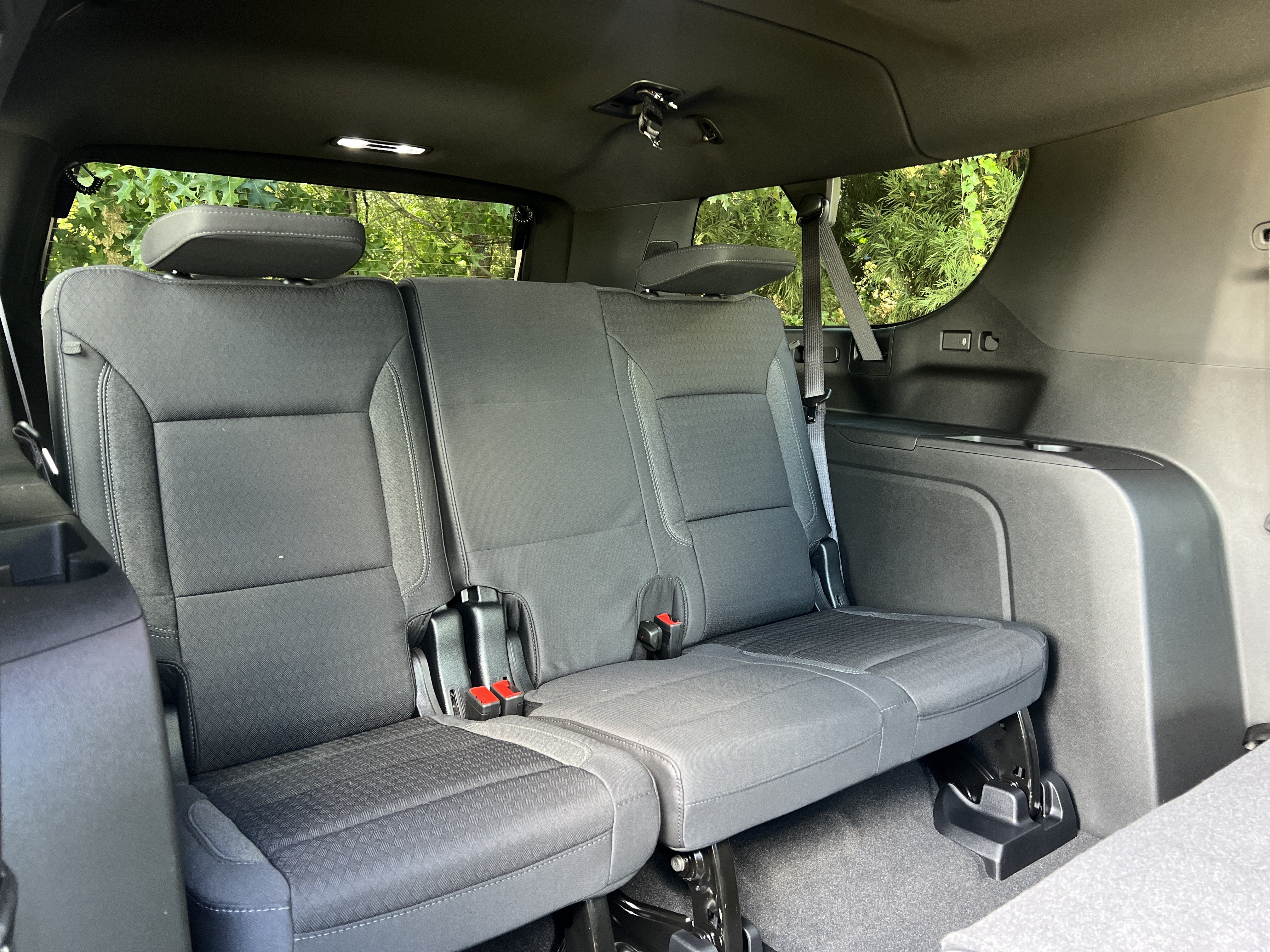 New 2026 Chevrolet Suburban LS w/ LPO, Dark Essentials Package AWD/4WD image 34