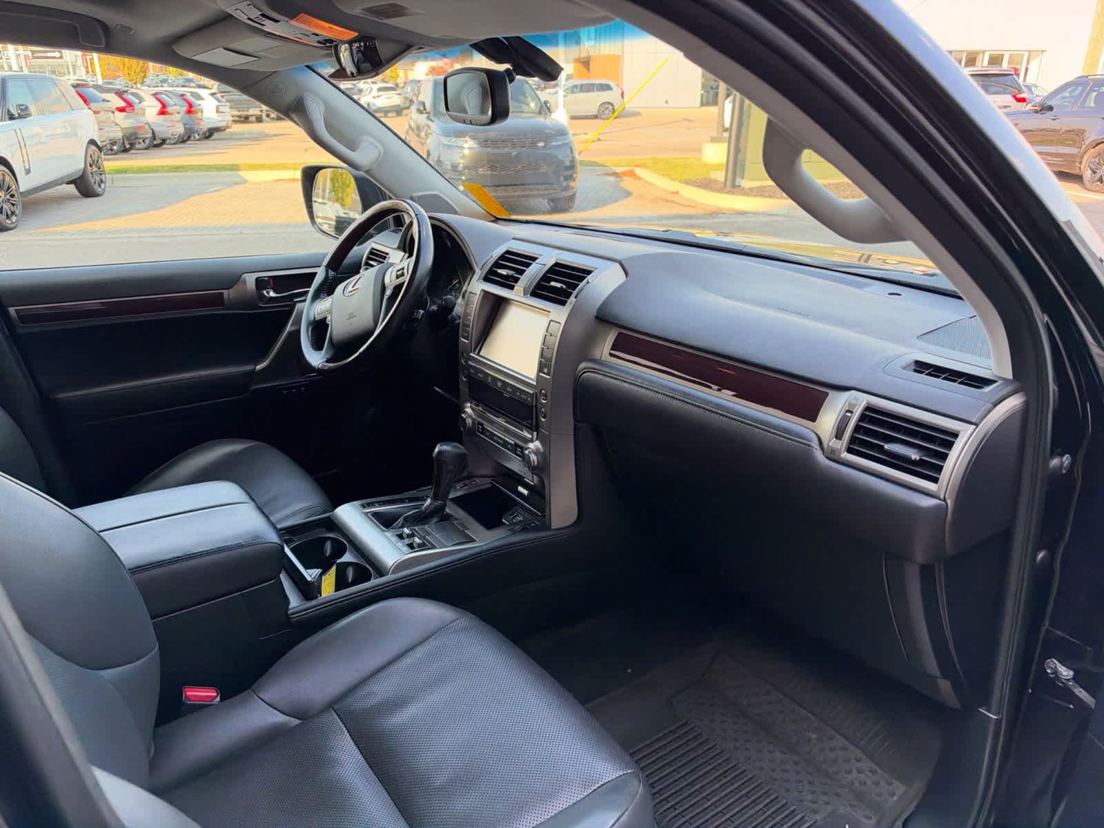 Used 2019 Lexus GX 460 Premium AWD/4WD image 14