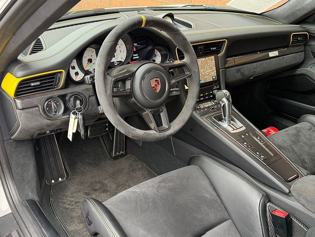 Certified 2018 Porsche 911 GT2 RS image 4