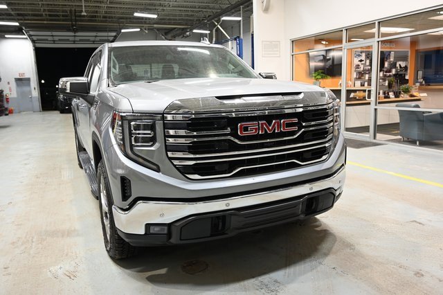 New 2026 GMC Sierra 1500 SLT w/ SLT Premium Plus Package image 3