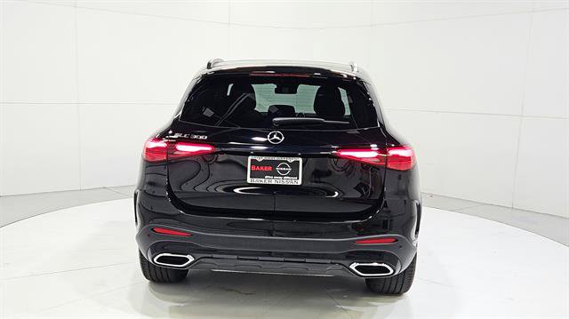 Used 2025 Mercedes-Benz GLC 300 image 8