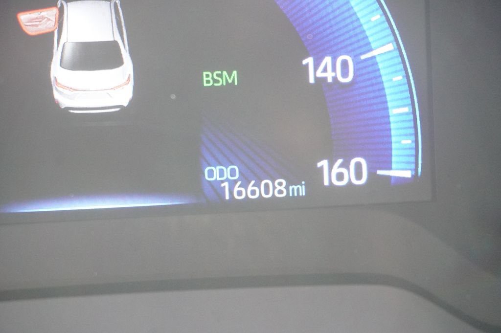Certified 2022 Toyota Corolla LE FWD image 9
