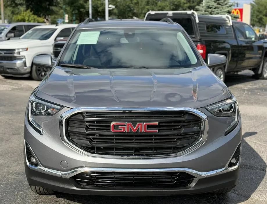 Used 2021 GMC Terrain SLE w/ Driver Convenience Package AWD/4WD image 2