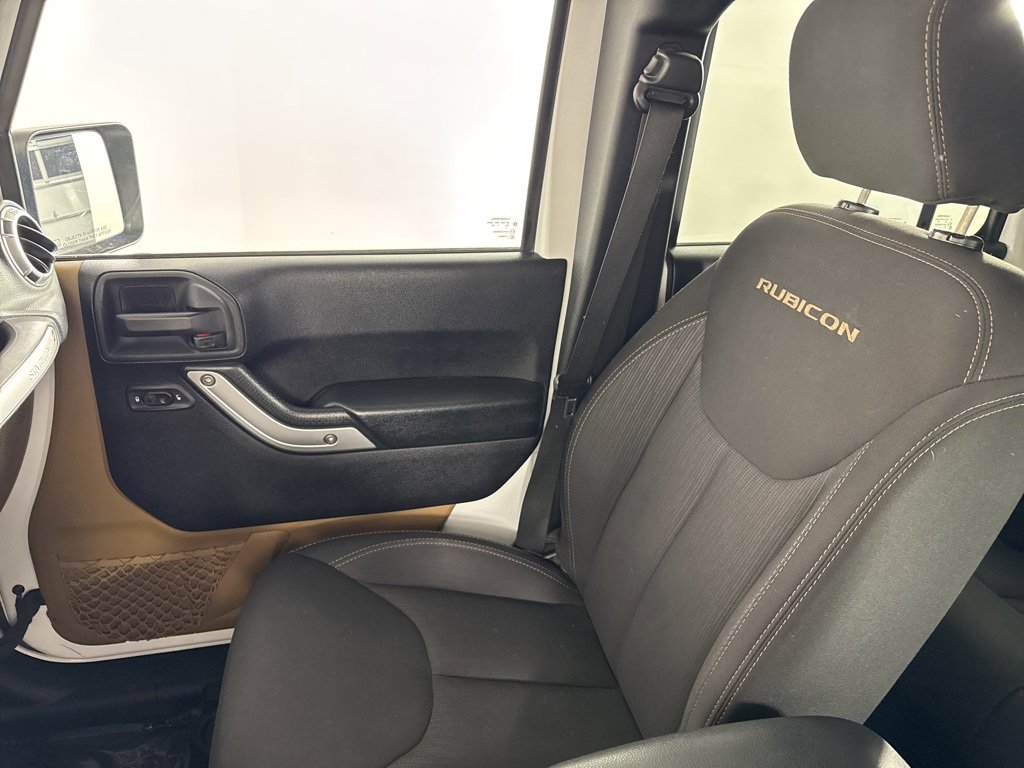 Used 2014 Jeep Wrangler Unlimited Rubicon w/ Max Tow Package image 35